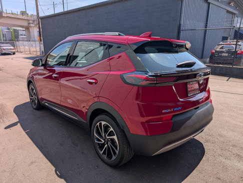 Used 2022 Chevrolet Bolt EUV Premier image 5