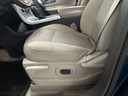 Used 2011 Ford Edge SEL image 4