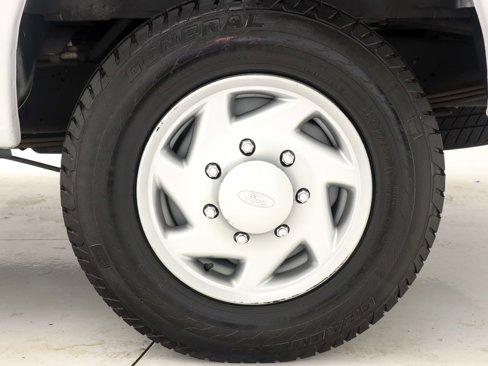 Used 2011 Ford E-350 and Econoline 350 XLT image 29