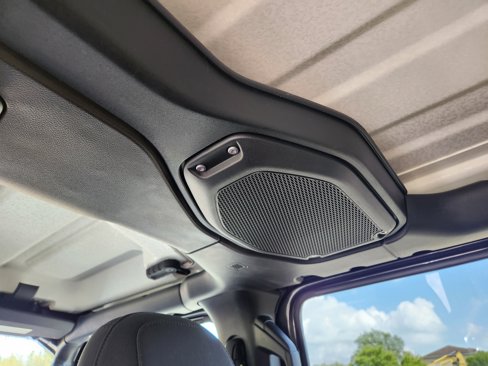 Used 2018 Jeep Wrangler Unlimited Sport S image 29