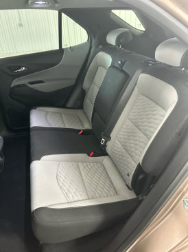 Used 2019 Chevrolet Equinox LS w/ LS Convenience Package image 17