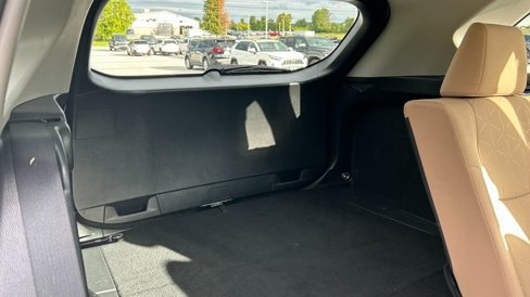 Used 2023 Toyota RAV4 XLE image 40