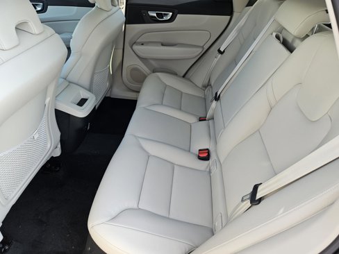 New 2025 Volvo XC60 B5 Plus w/ Protection Package Premier image 28