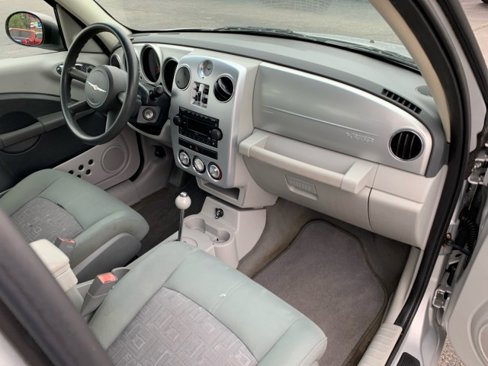 Used 2007 Chrysler PT Cruiser image 17