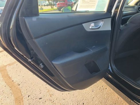 Used 2023 Kia Forte LXS image 20