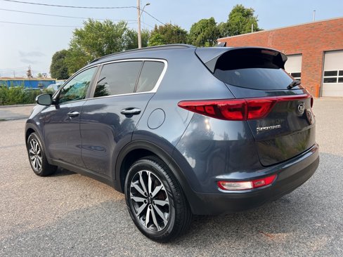 Used 2018 Kia Sportage EX w/ EX Premium Package image 3
