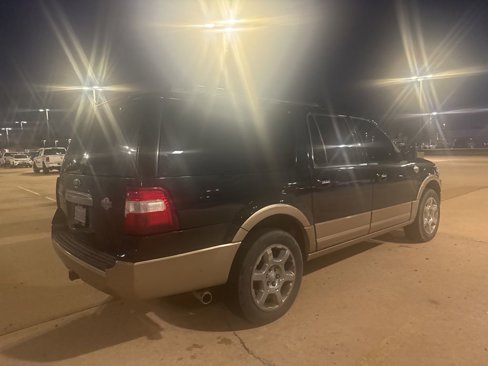 Used 2013 Ford Expedition EL King Ranch image 3