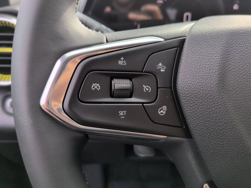 New 2025 Chevrolet Trax LT w/ Driver Confidence Package image 16