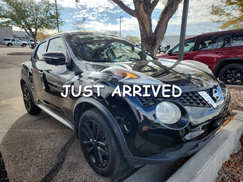 Used 2016 Nissan Juke SV image 1