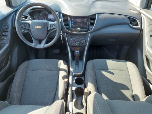 Used 2021 Chevrolet Trax LS w/ Tint and Cruise Package image 3
