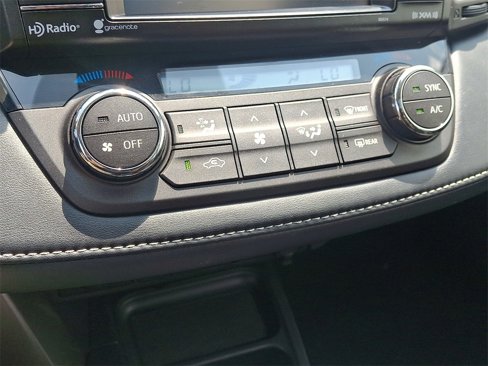 Used 2018 Toyota RAV4 XLE image 16