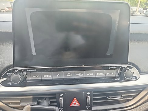 Used 2019 Kia Forte S w/ S Premium Package image 11