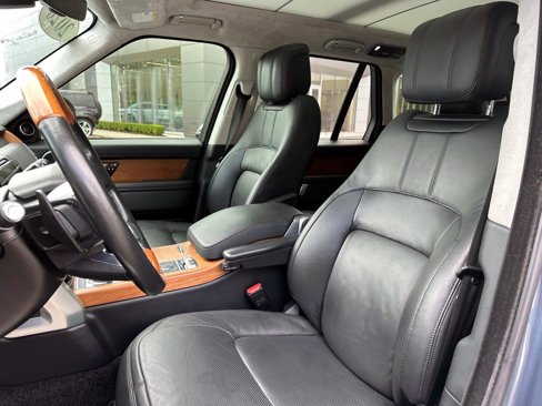 Used 2020 Land Rover Range Rover HSE image 20