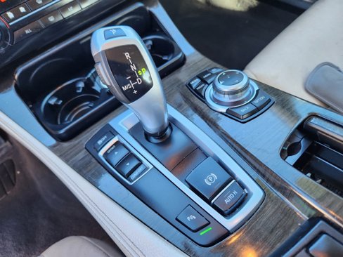 Used 2013 BMW ActiveHybrid 5 image 23