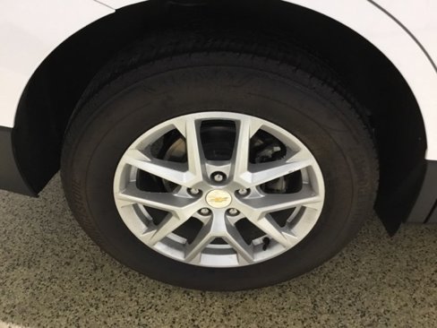 Used 2023 Chevrolet Equinox LT image 25