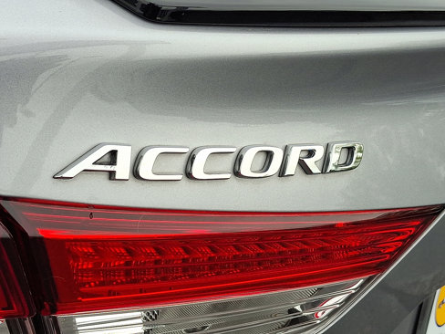 Used 2021 Honda Accord Sport Special Edition image 18
