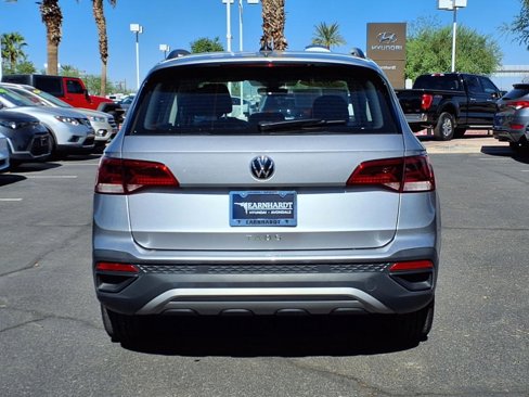 Used 2024 Volkswagen Taos S image 7