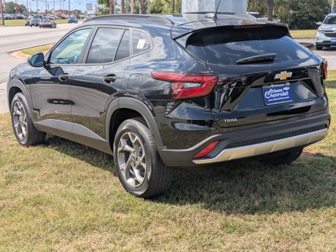 New 2025 Chevrolet Trax LT image 6