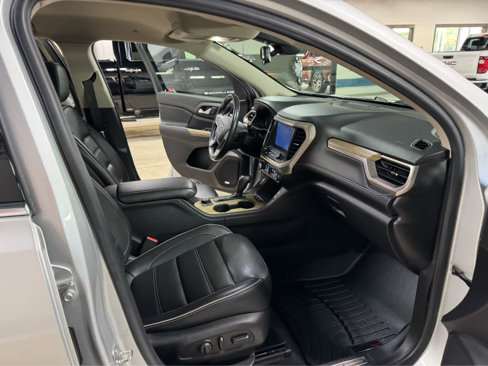 Used 2019 GMC Acadia Denali w/ Technology Package image 11