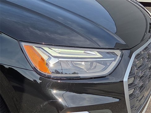 Certified 2023 Audi Q5 2.0T Premium Plus w/ Premium Plus Package image 9
