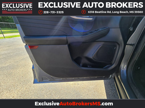 Used 2022 Ford Escape SEL image 13