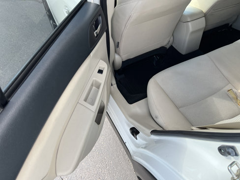 Used 2014 Subaru Crosstrek 2.0i Premium w/ Moonroof Package image 17