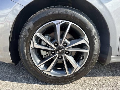 Certified 2024 Kia Forte LXS w/ LXS Technology Package image 15