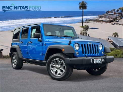 Used 2015 Jeep Wrangler Unlimited Rubicon w/ Connectivity Group image 1