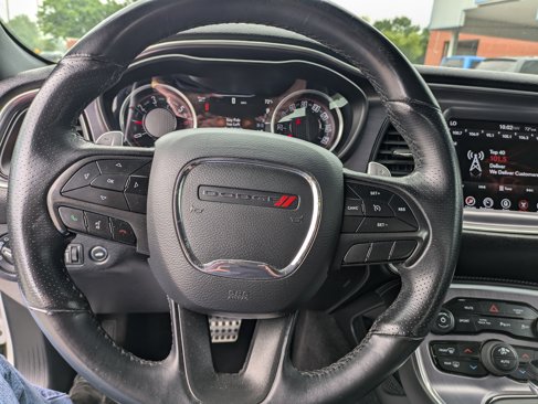 Used 2017 Dodge Challenger R/T image 12