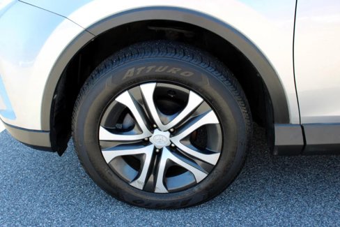 Used 2016 Toyota RAV4 LE image 23
