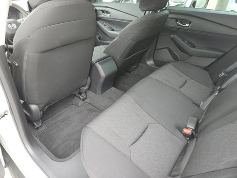 Certified 2024 Honda Accord EX image 11