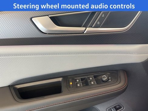 New 2025 Volkswagen Atlas Peak Edition SE image 8