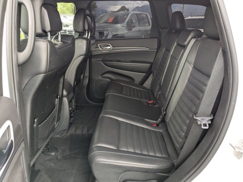 Used 2018 Jeep Grand Cherokee Limited image 19