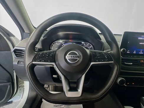 Used 2022 Nissan Altima 2.5 SV image 17
