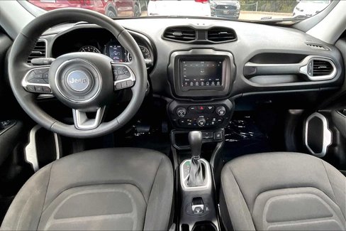Used 2018 Jeep Renegade Latitude image 14
