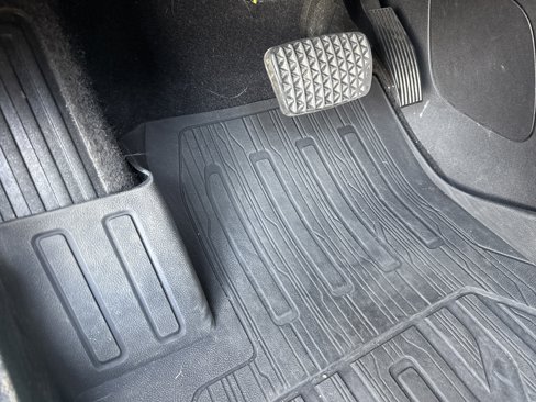 Used 2020 GMC Terrain SLT w/ Preferred Package image 18