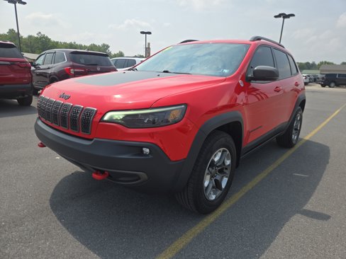 Used 2019 Jeep Cherokee Trailhawk image 8