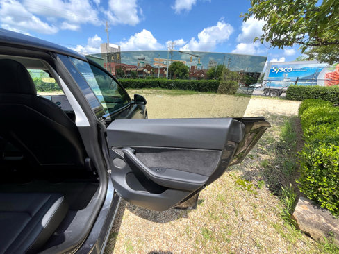 Used 2021 Tesla Model Y Performance image 44
