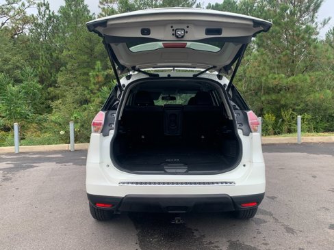Used 2016 Nissan Rogue SL image 8