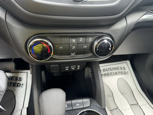 Used 2023 Chevrolet TrailBlazer LS image 19