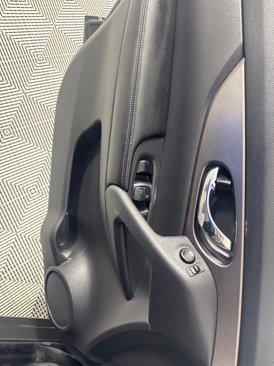 Used 2016 Nissan Rogue SV image 8