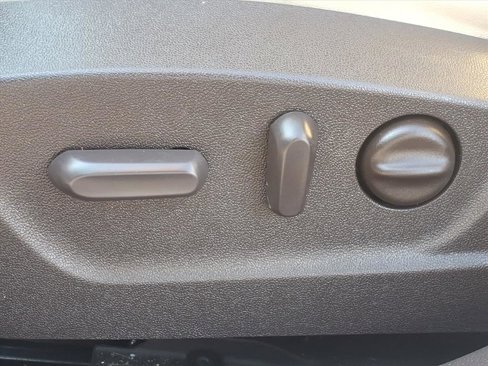 Used 2015 Chevrolet Malibu LT w/ Leather Package image 24