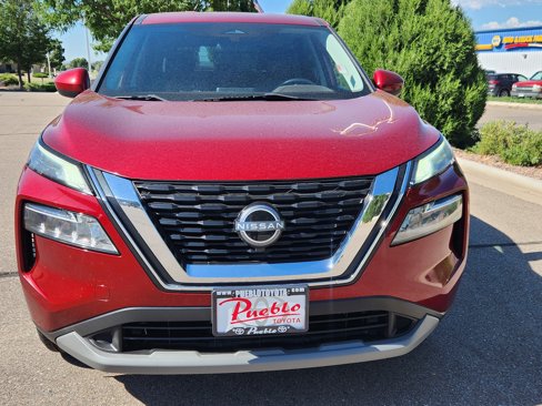 Used 2023 Nissan Rogue SV image 5