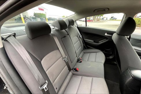 Certified 2018 Kia Forte LX w/ LX Popular Package image 23