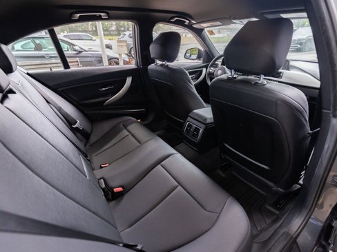 Used 2016 BMW 320i Sedan image 25
