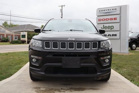 Used 2019 Jeep Compass Latitude w/ Cold Weather Group image 4