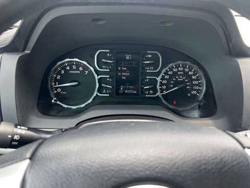 Used 2018 Toyota Tundra SR5 image 38