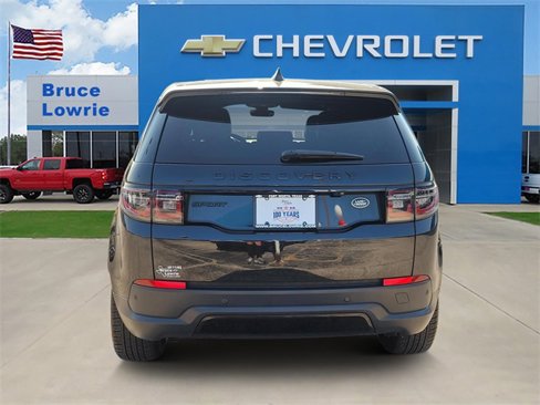 Used 2022 Land Rover Discovery Sport SE image 5