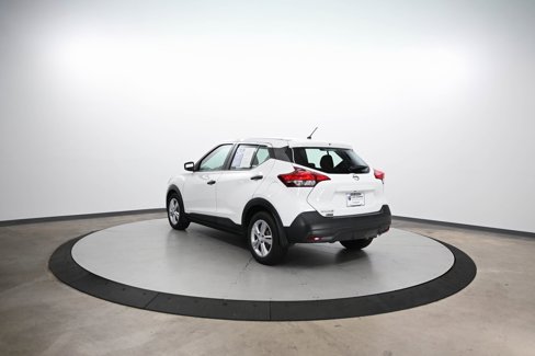 Used 2020 Nissan Kicks S image 8