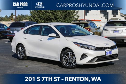 Used 2024 Kia Forte LXS image 1